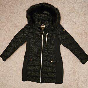 EXCELLENT CONDITION MICHAEL KORS WOMENS MEDIUM BLACK PUFFER COAT